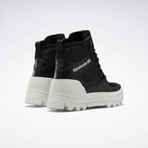 Reebok Classic Women Club C Cleated Mid Shoes